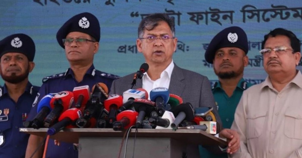 সারা দেশে সন্ত্রাস, অস্ত্র ও মাদকবিরোধী বিশেষ অভিযানের নির্দেশ স্বরাষ্ট্রমন্ত্রীর