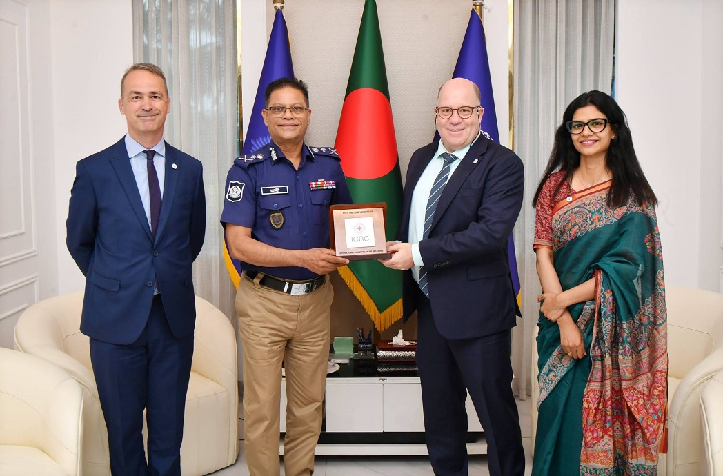 রোহিঙ্গা ক্যাম্পে আইনি সহায়তায় পুলিশের অসামান্য ভূমিকার প্রশংসা আইসিআরসির