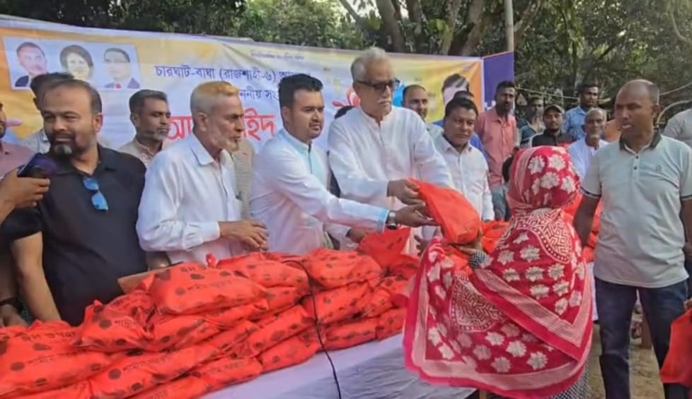 বাঘায় শামীম সরকারের উদ্যোগে ৫ হাজার প্যাকেট ঈদ উপহার বিতরণ কার্যক্রমের সূচনা