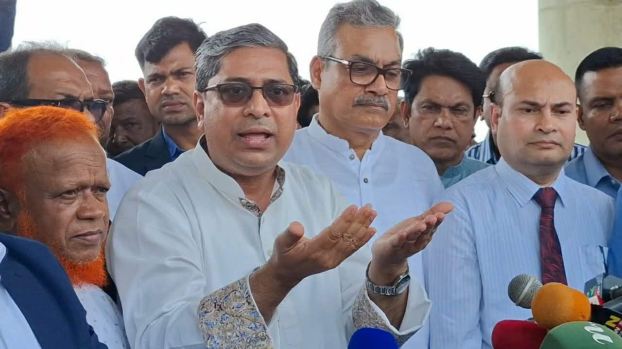 নরেন্দ্রপুরে পুরে নির্মাণাধীন ব্রীজ দ্রুত চালু করতে ৭ সদস্যের কমিটি, ১৫ দিনের মধ্যে কাজ শেষের নির্দেশ