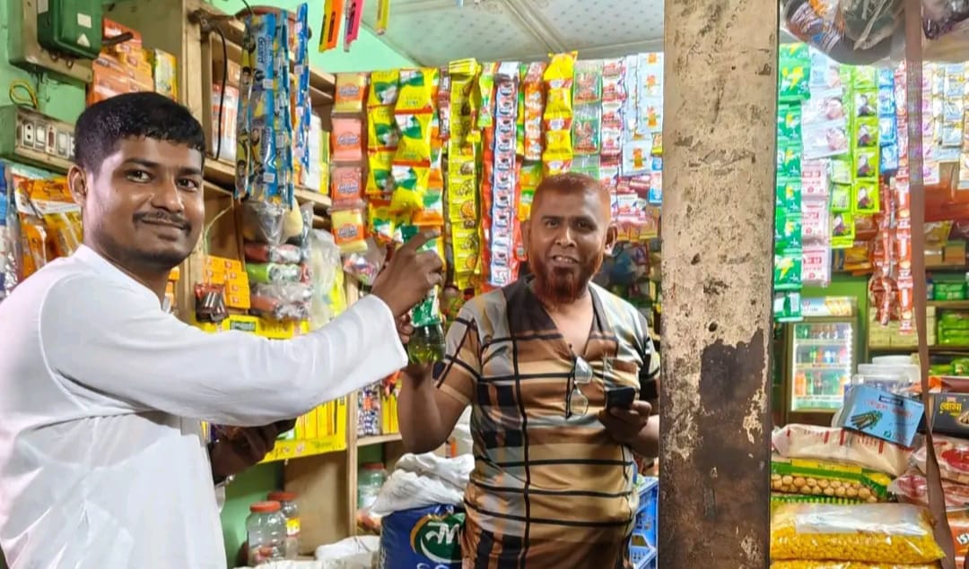 রাজশাহীর বাঘায় বিরল দৃষ্টান্ত: সংকটকালে বাইক চালকদের পাশে যুবদল নেতা সুমন!