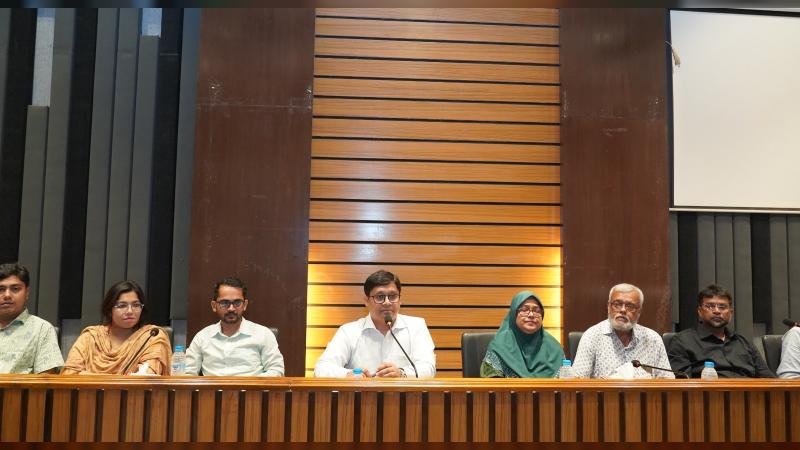 রাসিকের সাথে বারিন্দ মেডিকেল কলেজের শিক্ষার্থীদের মতবিনিময়