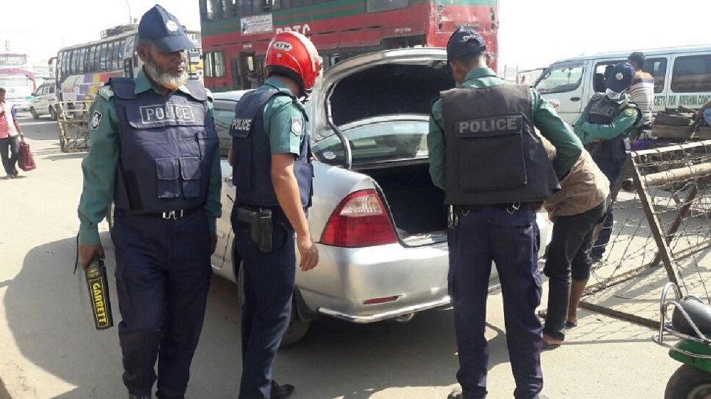 ৫ দিনে ৪২ হাজার যানবাহনে তল্লাশি করেছে পুলিশ
