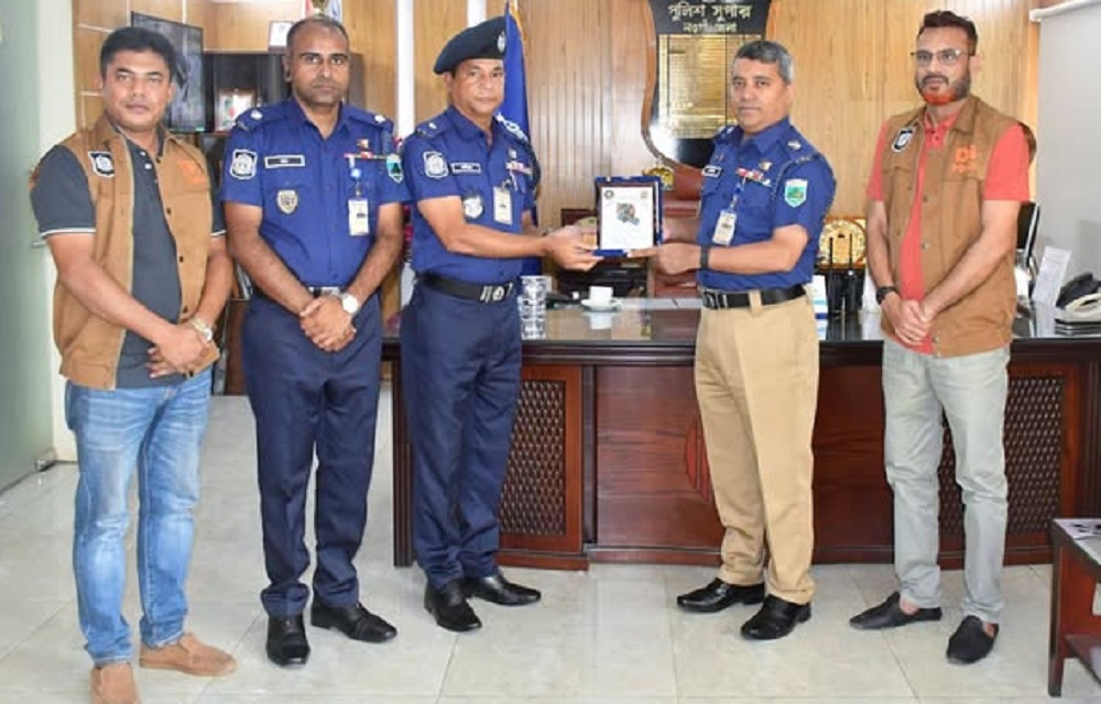 নওগাঁয় মালখানা আলামত ধ্বংসে অবদানের স্বীকৃতি