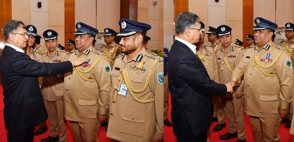 বীরত্ব ও পেশাগত দক্ষতার স্বীকৃতি
