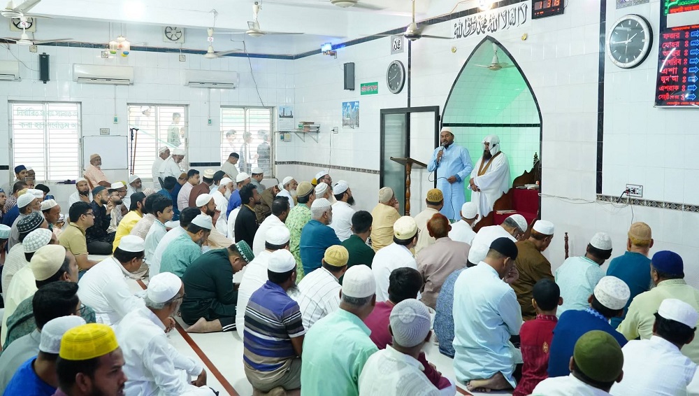 আলুপট্টি সদর জামে মসজিদ পরিদর্শনে রাসিক প্রশাসক