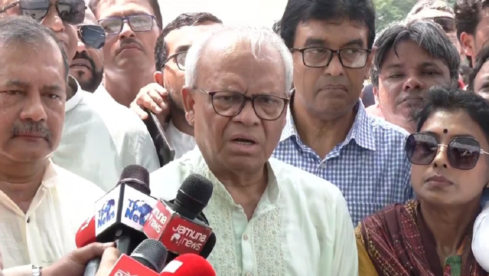 সংকটের মধ্যেও সরকার জনগণের প্রতি দায়বদ্ধ: রুহুল কবির রিজভী