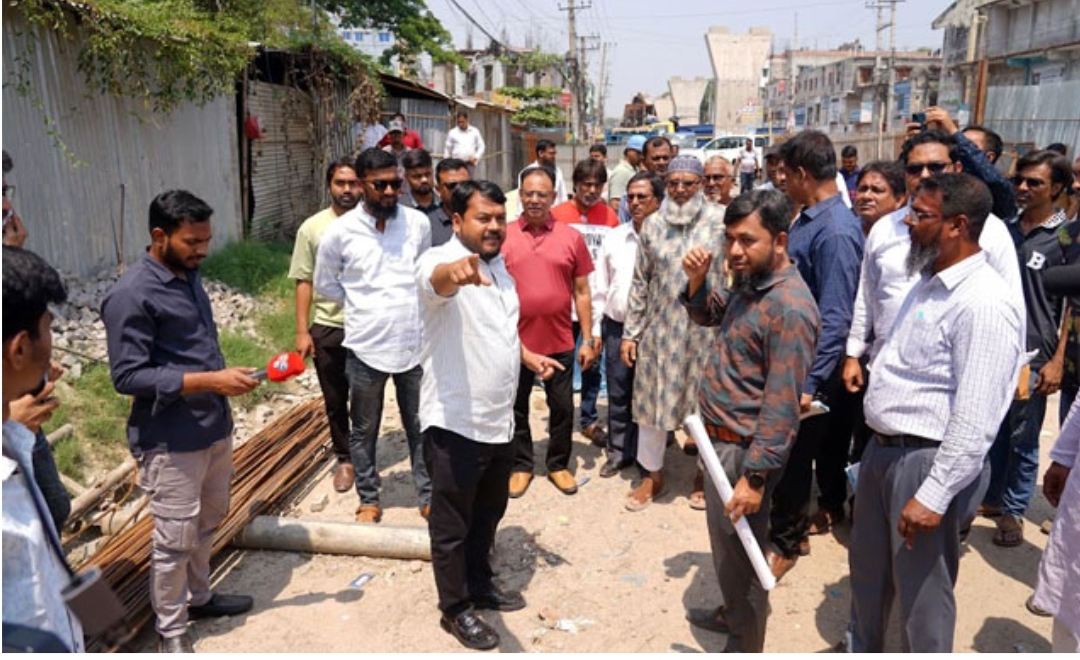 ফ্লাইওভারের ঠিকাদারকে ৭ দিনের আল্টিমেটাম রাসিক প্রশাসকের