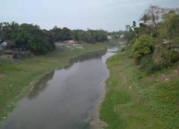 অস্তিত্ব সংকটে রাজশাহীর বড়াল নদী