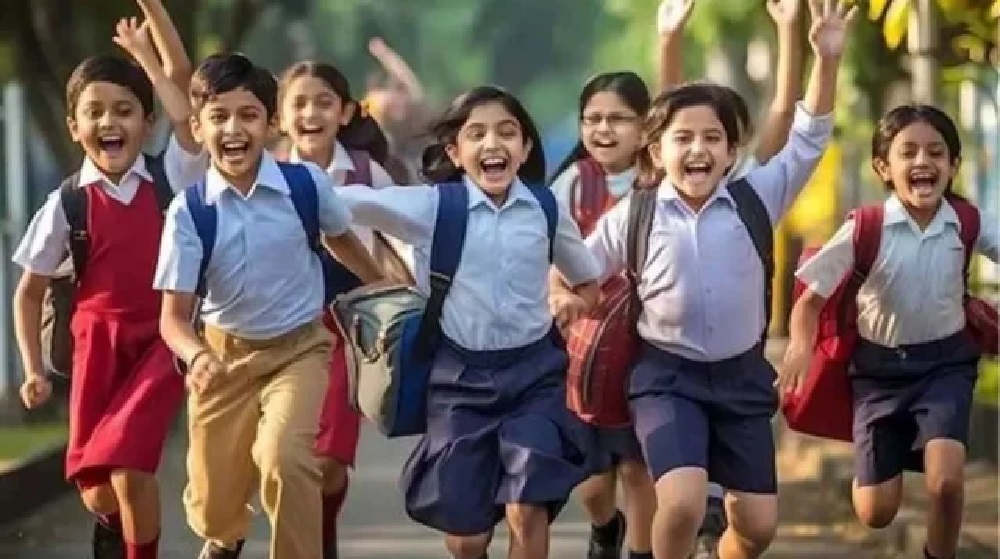 ১৮ ফেব্রুয়ারি থেকে স্কুল বন্ধের নির্দেশ