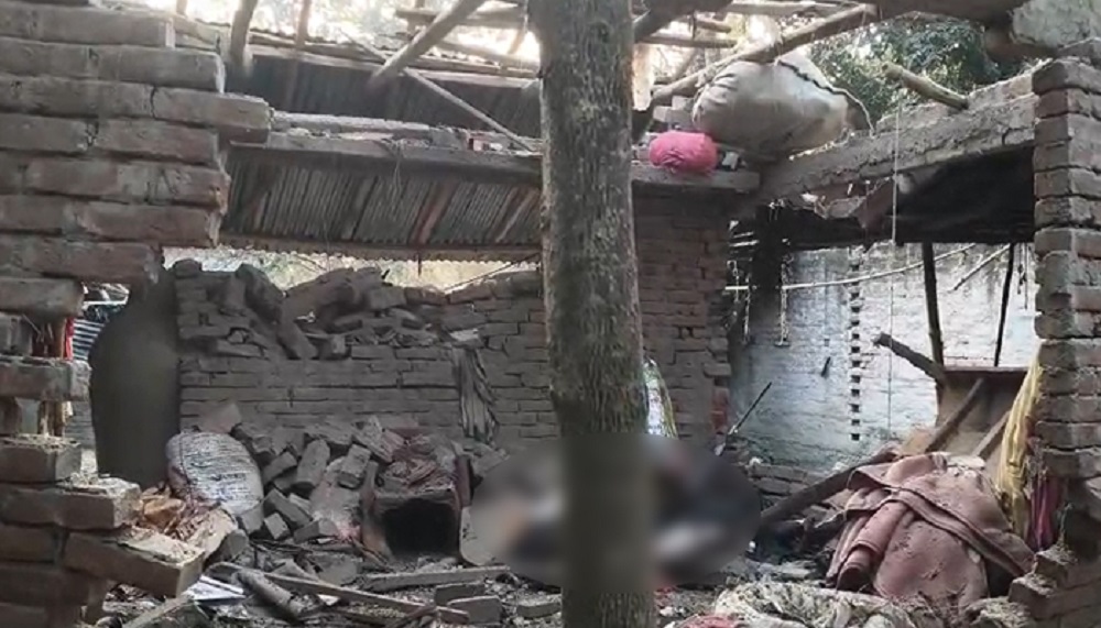 চাঁপাইনবাবগঞ্জে বিস্ফোরণে নিহত ২, আহত ৩