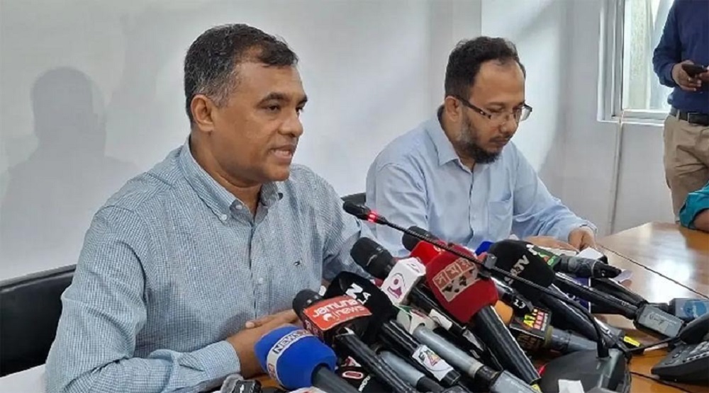 দেশে ১ লাখ ৯৩ হাজার টন জ্বালানি মজুত, অবৈধ তেল উদ্ধার অভিযানে অগ্রগতি