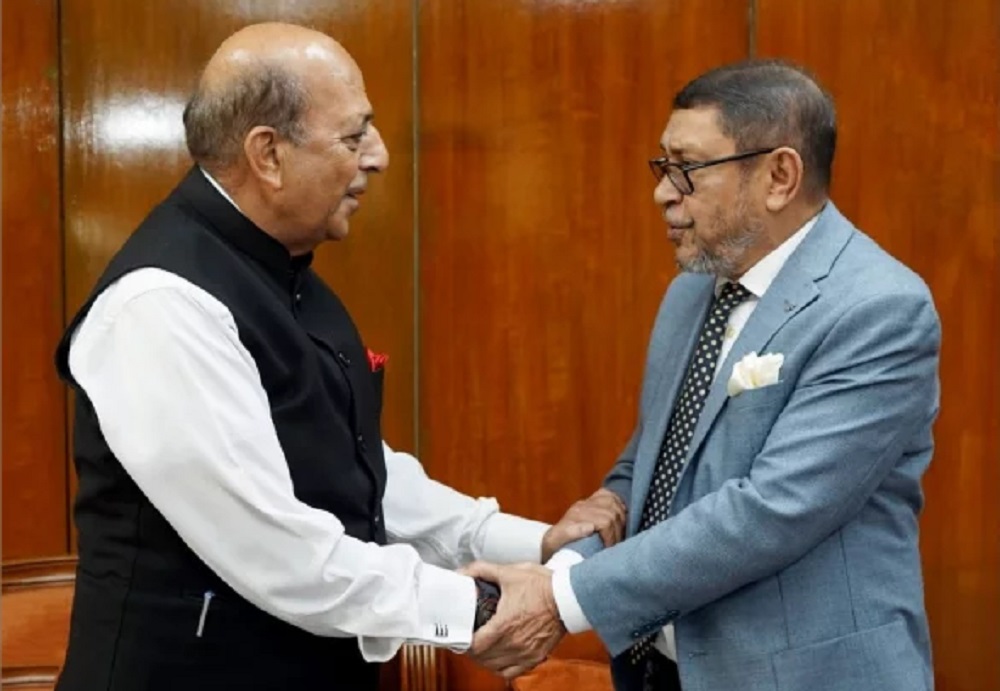 স্বাস্থ্যমন্ত্রীর সাথে ভারতীয় হাইকমিশনারের সৌজন্য সাক্ষাৎ