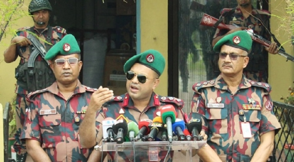 রাজশাহীতে তেলের ডিপো ও ফিলিং স্টেশনে বিজিবির নজরদারি