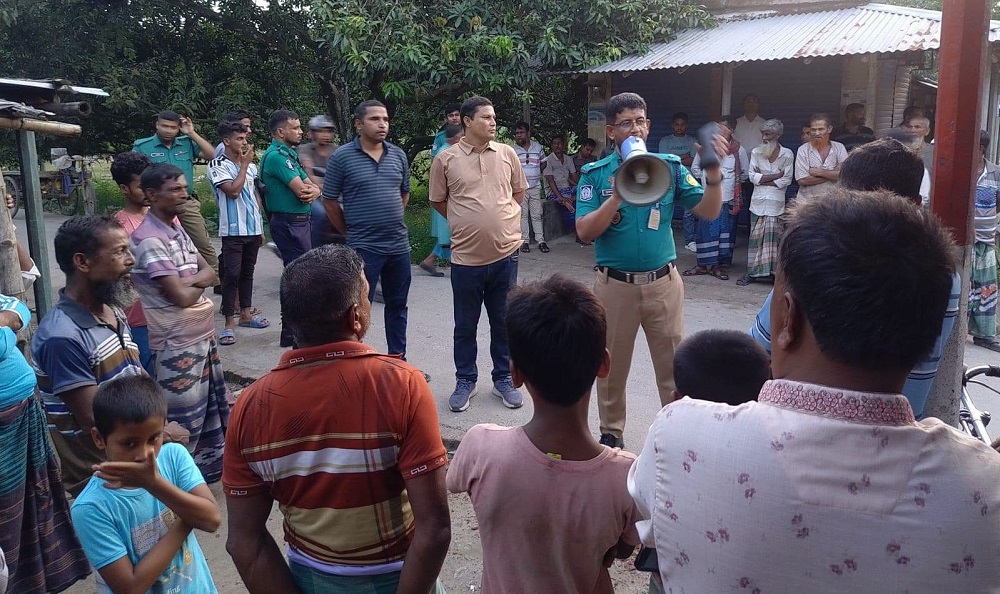 মাদক-জুয়া প্রতিরোধে পুলিশকে তথ্য দিয়ে সহায়তার আহ্বান: কাটাখালীতে বিট পুলিশিং অনুষ্ঠিত