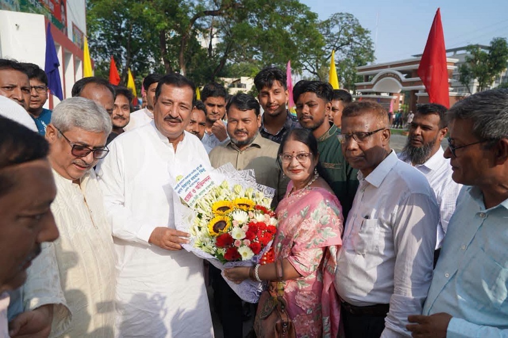 নিউ গভঃ ডিগ্রি কলেজ অ্যালামনাই পুনর্মিলনীর রেজিস্ট্রেশন উদ্বোধন