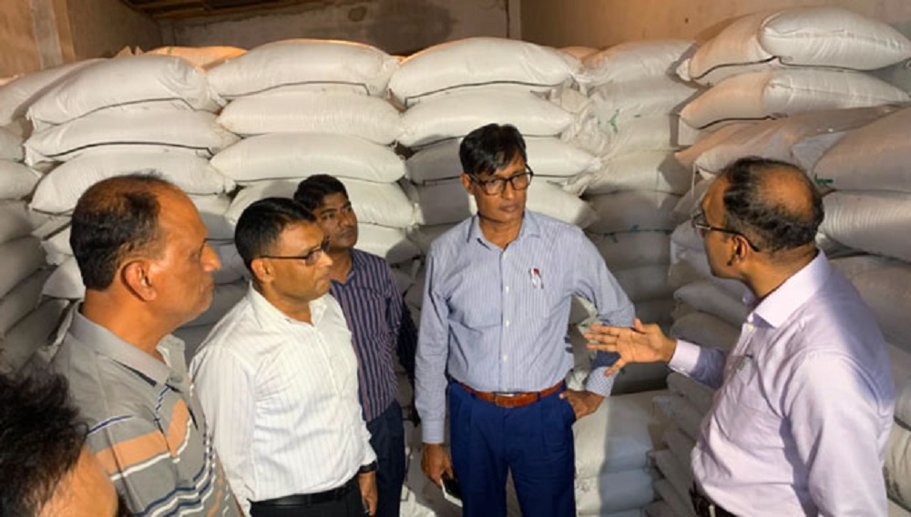 রাজশাহীতে পর্যাপ্ত ইউরিয়া সার মজুত, সংকট নেই: জেলা প্রশাসক