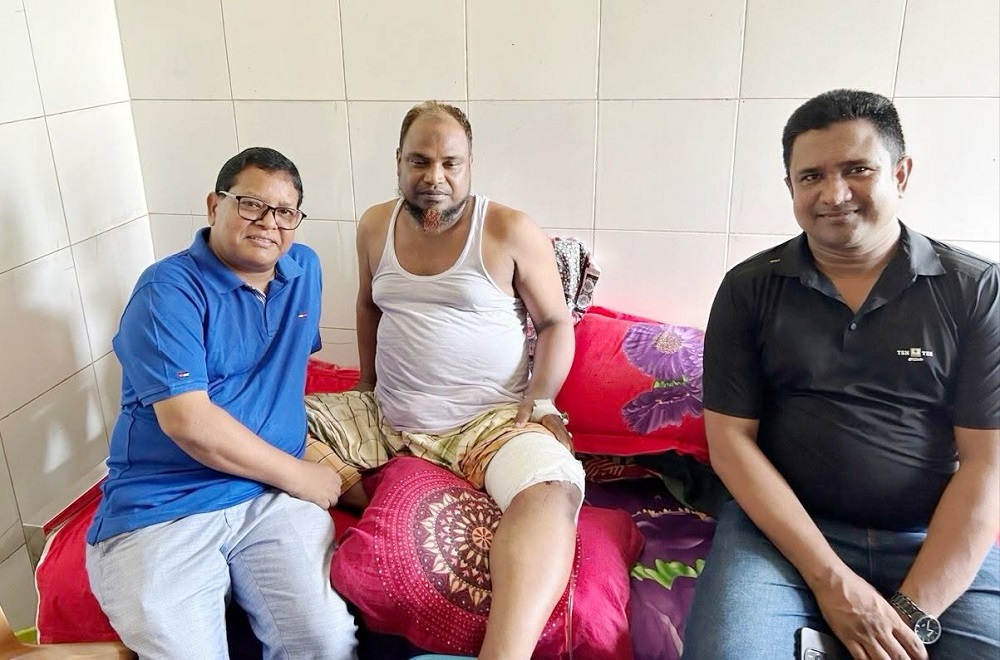 অ্যাডভোকেট মতিউর রহমানের দ্রুত আরোগ্য কামনায় রাজশাহী আইনজীবী সমিতির দোয়া প্রার্থনা