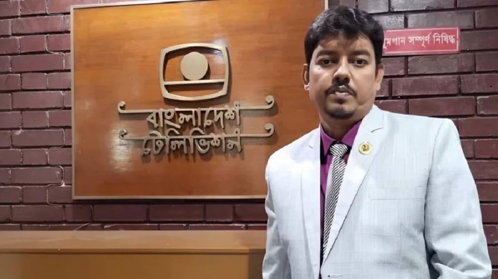 দুর্নীতির দায়ে ৯ বছর পিছিয়ে গেলেন রাবি শিক্ষক ড. সুজন সেন