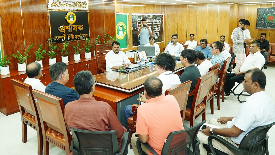 রাসিক প্রশাসকের সঙ্গে জাপানি ব্যবসায়ী প্রতিনিধিদলের বৈঠক