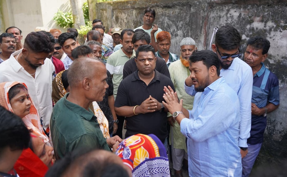 নগরীর পরিচ্ছন্নতায় হরিজনদের অবদান অনস্বীকার্য: রাসিক প্রশাসক
